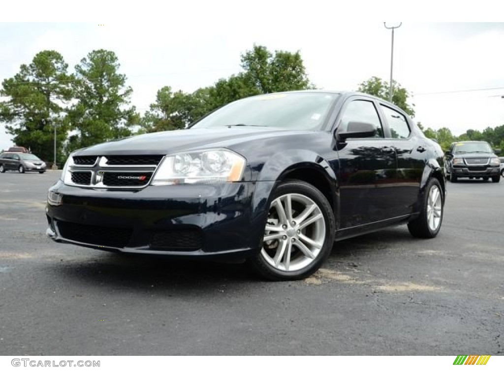 2012 Avenger SE V6 - Blackberry Pearl / Black/Light Frost Beige photo #1