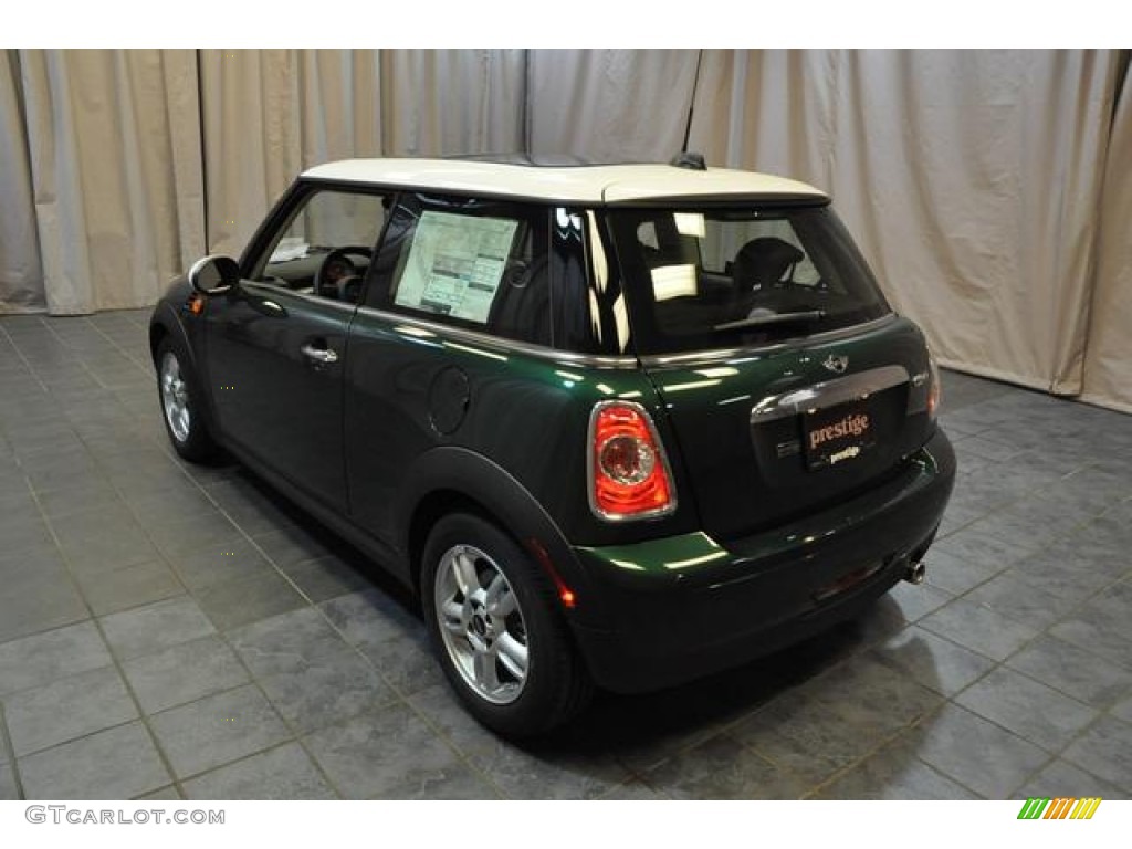 2013 Cooper Hardtop - British Racing Green II Metallic / Carbon Black photo #18