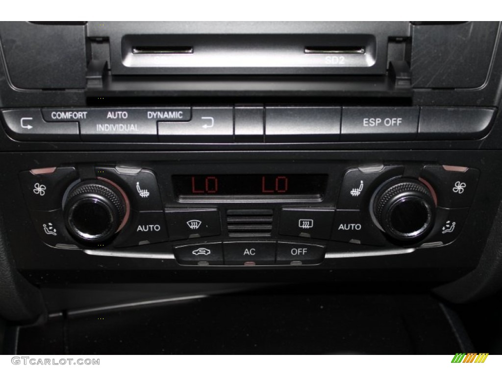 2010 Audi S5 4.2 FSI quattro Coupe Controls Photo #84123677