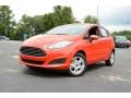 Race Red - Fiesta SE Hatchback Photo No. 1