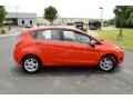 Race Red - Fiesta SE Hatchback Photo No. 4