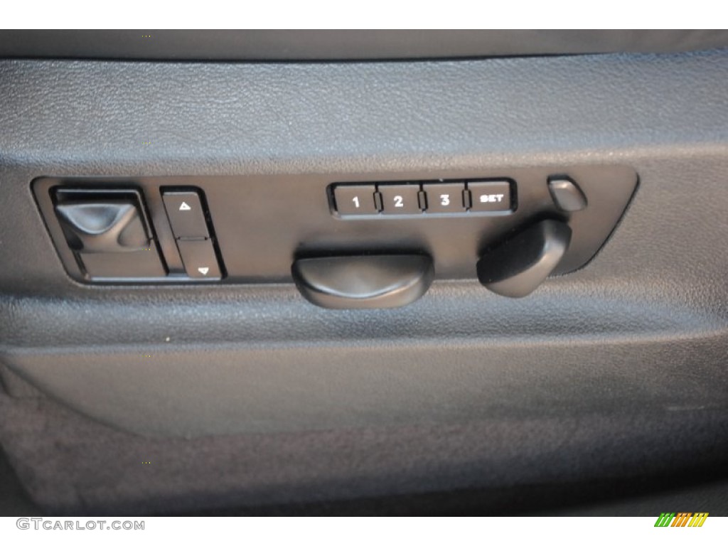 2008 Porsche Cayenne GTS Controls Photo #84127187