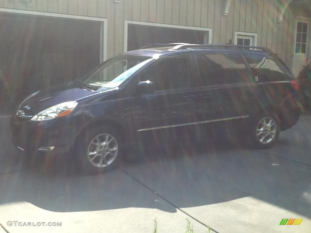 2006 Sienna Limited - Nautical Blue Metallic / Taupe photo #4