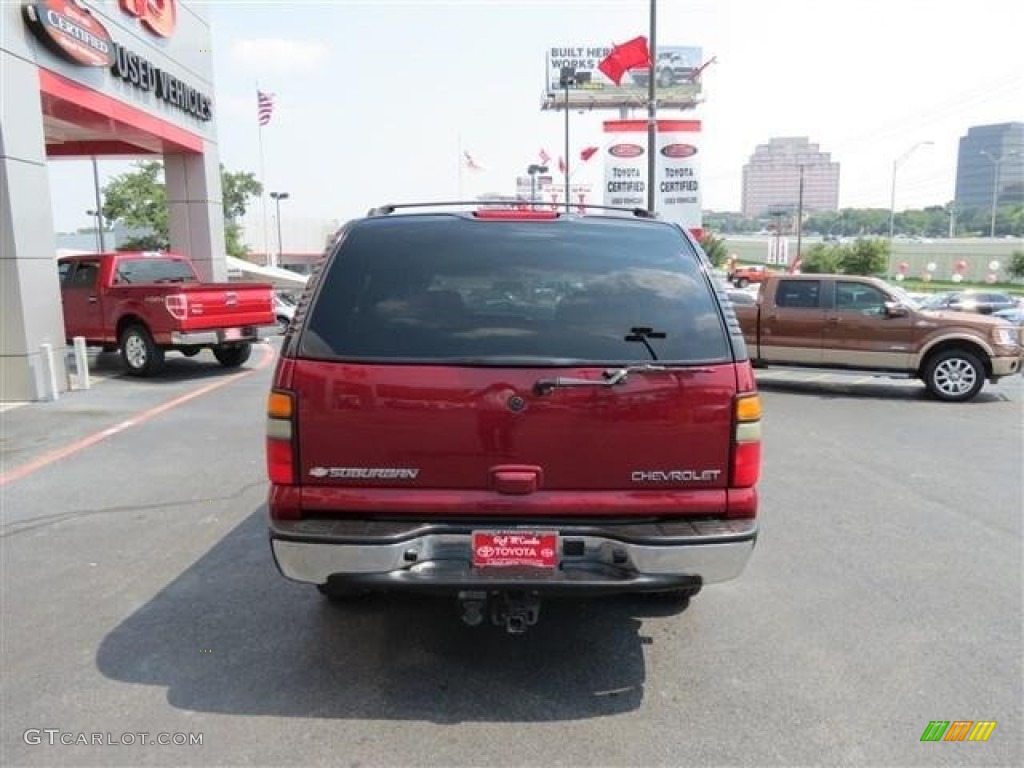2004 Suburban 1500 - Sport Red Metallic / Tan/Neutral photo #6