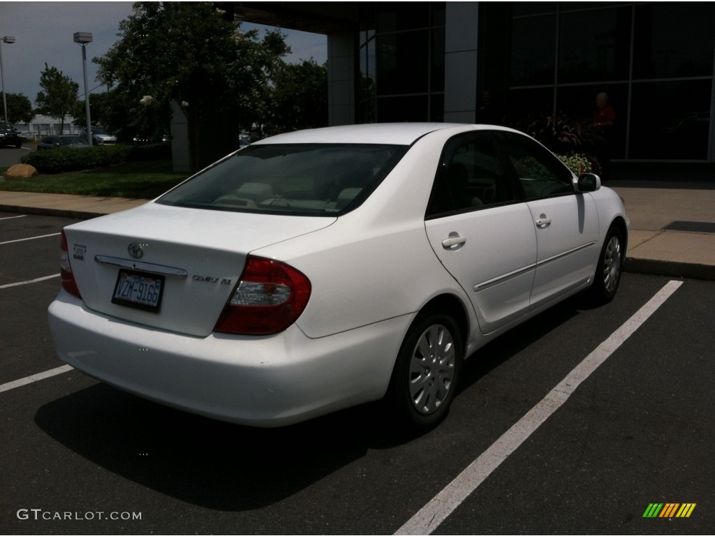 2003 Camry XLE - Super White / Stone photo #6
