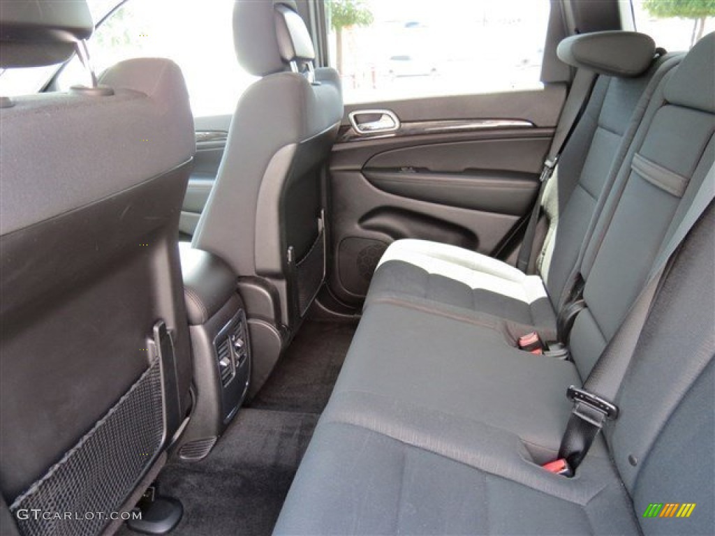 2013 Grand Cherokee Laredo - Bright Silver Metallic / Black photo #12