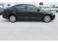 Black - Jetta SE Sedan Photo No. 11