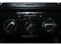 Black - Jetta SE Sedan Photo No. 24