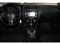 Black - Jetta SE Sedan Photo No. 35