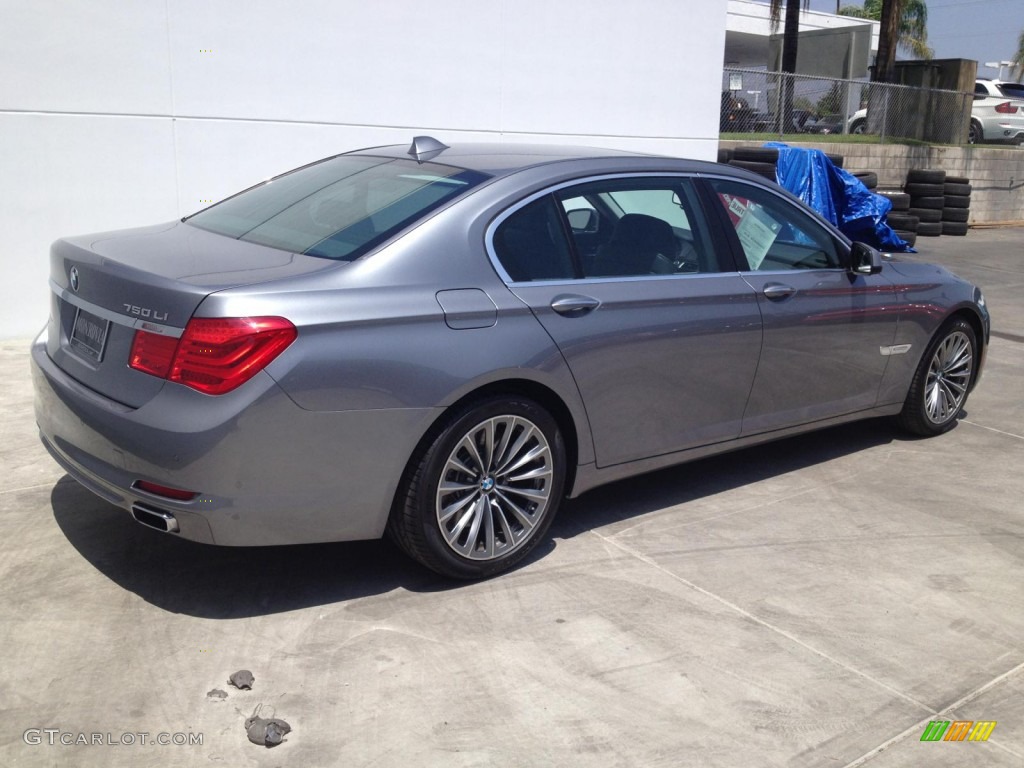 Space Gray Metallic 2011 BMW 7 Series 740Li Sedan Exterior Photo #84134504