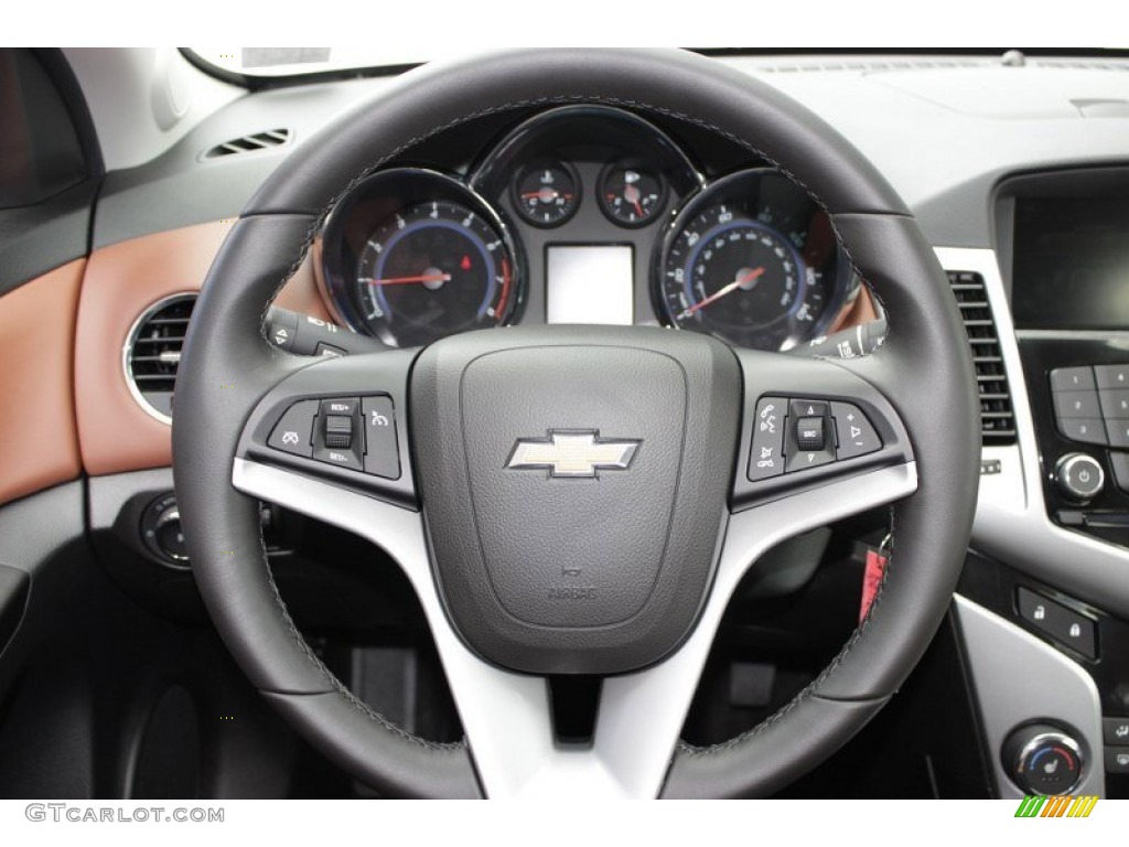 2013 Chevrolet Cruze LT/RS Jet Black/Brick Steering Wheel Photo #84134864