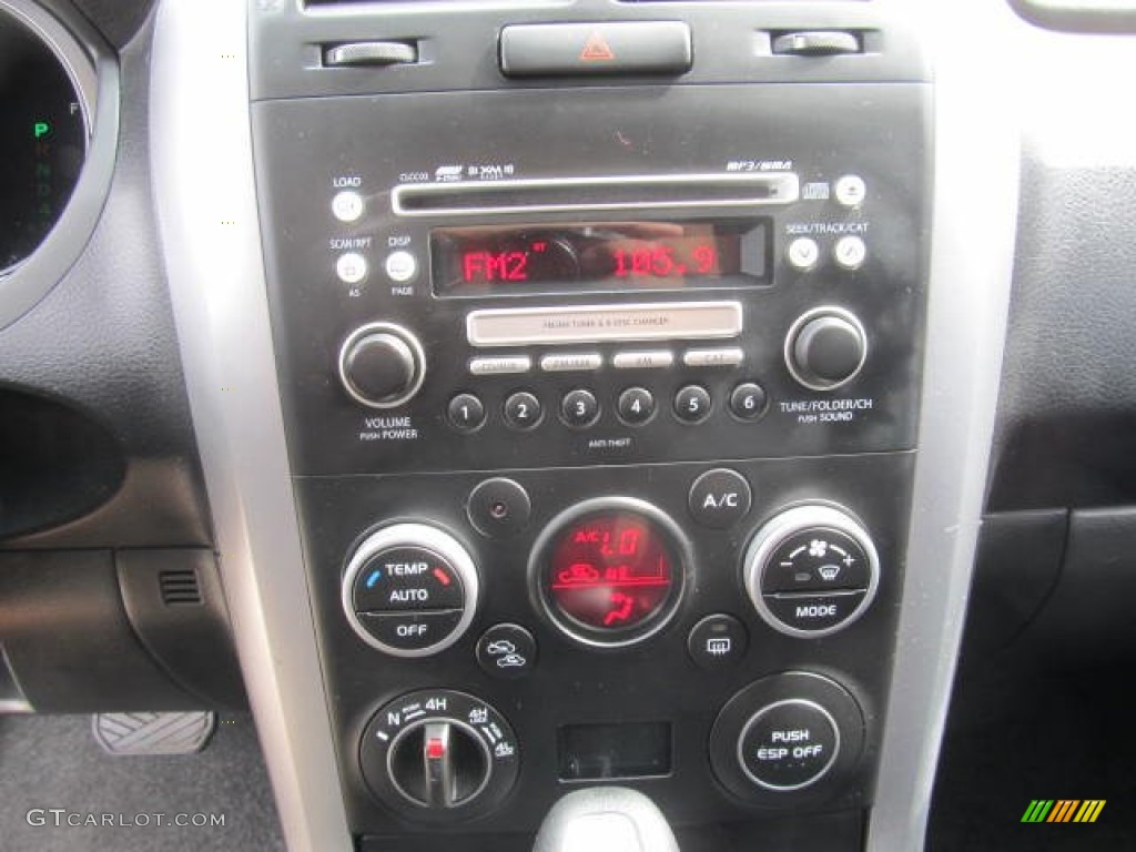 2008 Suzuki Grand Vitara XSport 4x4 Controls Photo #84137034