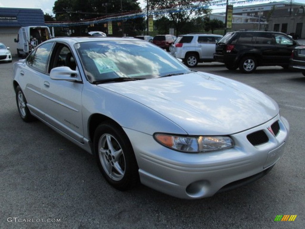 2003 Pontiac Grand Prix GT Sedan Exterior Photos