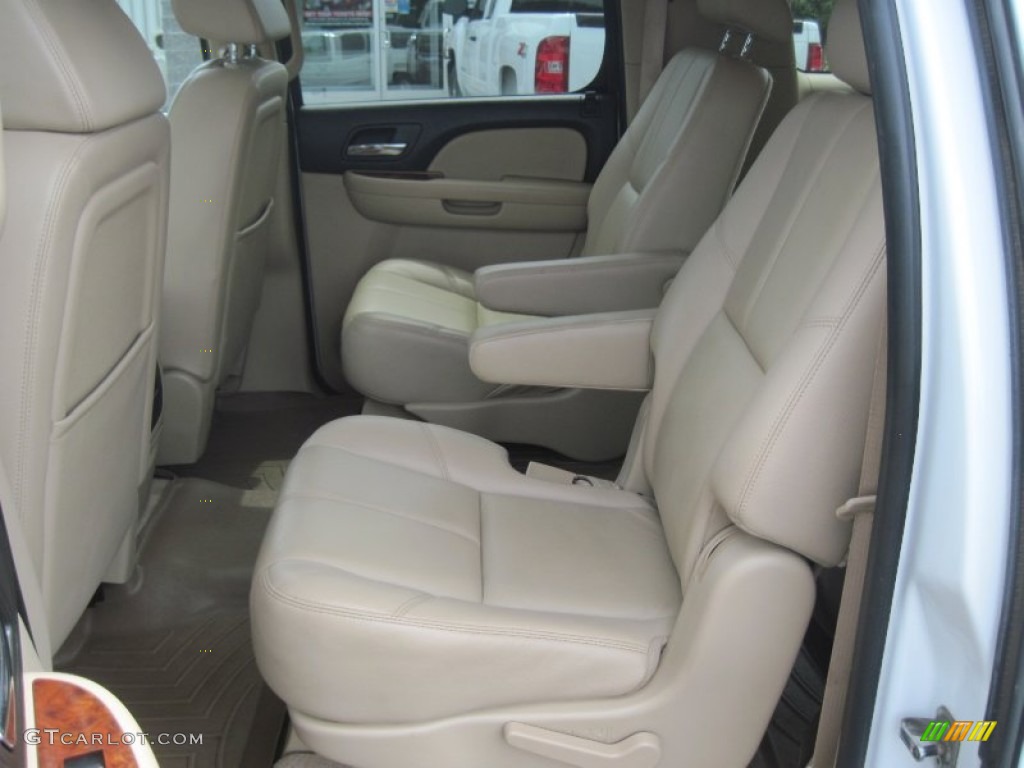 2008 Chevrolet Suburban 2500 LT 4x4 Rear Seat Photo #84139980