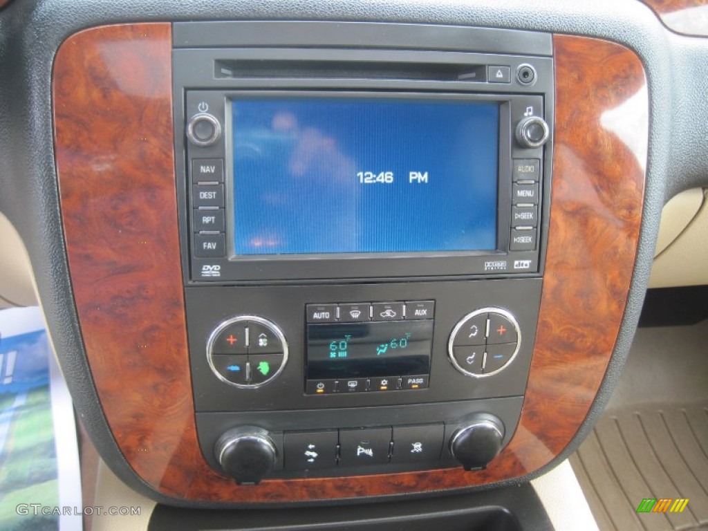 2008 Chevrolet Suburban 2500 LT 4x4 Controls Photo #84140208
