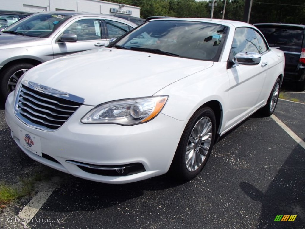 2013 200 Limited Hard Top Convertible - Bright White / Black/Light Frost Beige photo #1