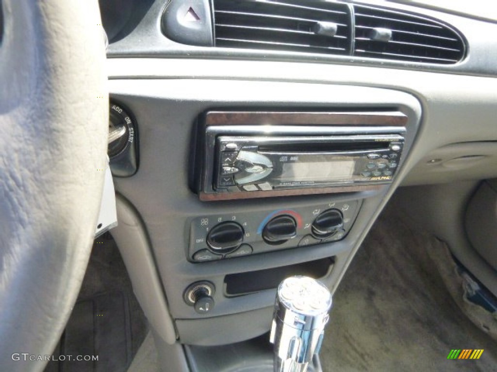 1998 Malibu Sedan - Medium Opal Blue Metallic / Neutral photo #13