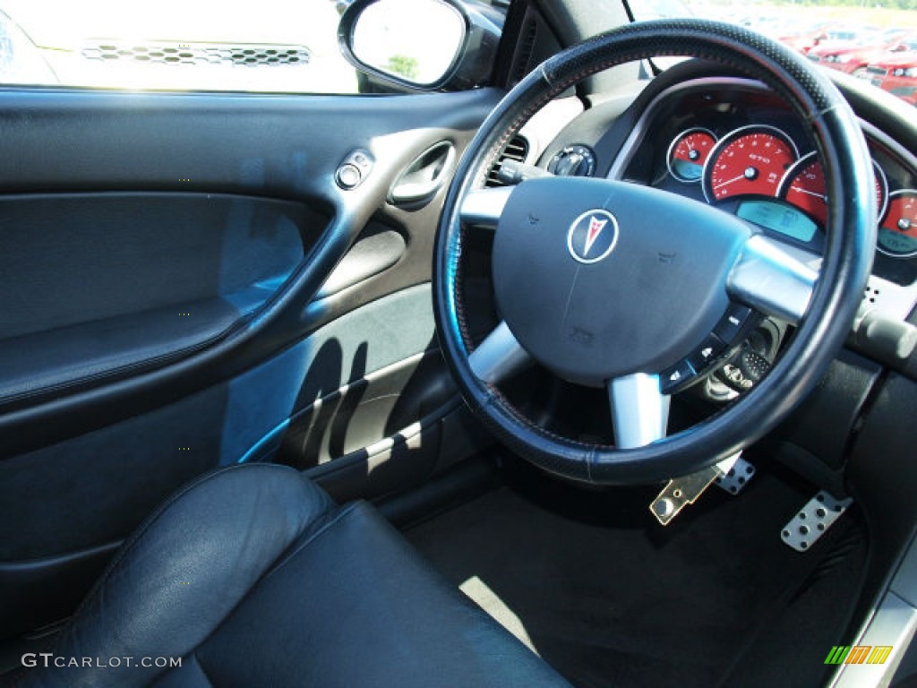 2005 GTO Coupe - Phantom Black Metallic / Black photo #8