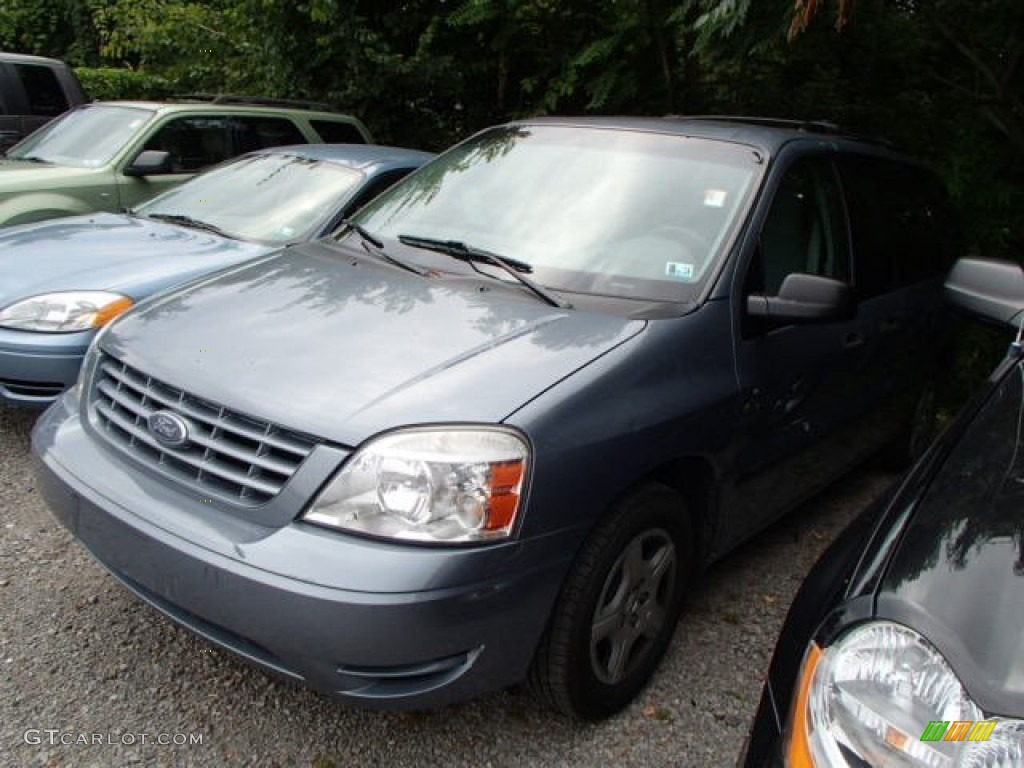 2004 Freestar SE - Medium Steel Blue Metallic / Flint Grey photo #3