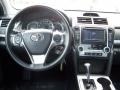 Super White - Camry SE Photo No. 14