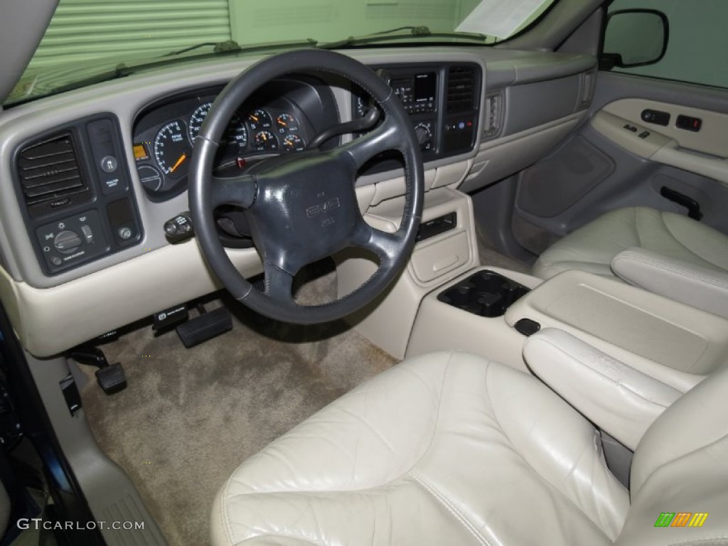 2001 GMC Yukon SLE Interior Color Photos
