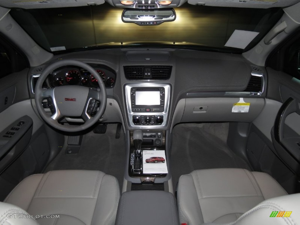 2014 GMC Acadia SLT Light Titanium Dashboard Photo #84147510