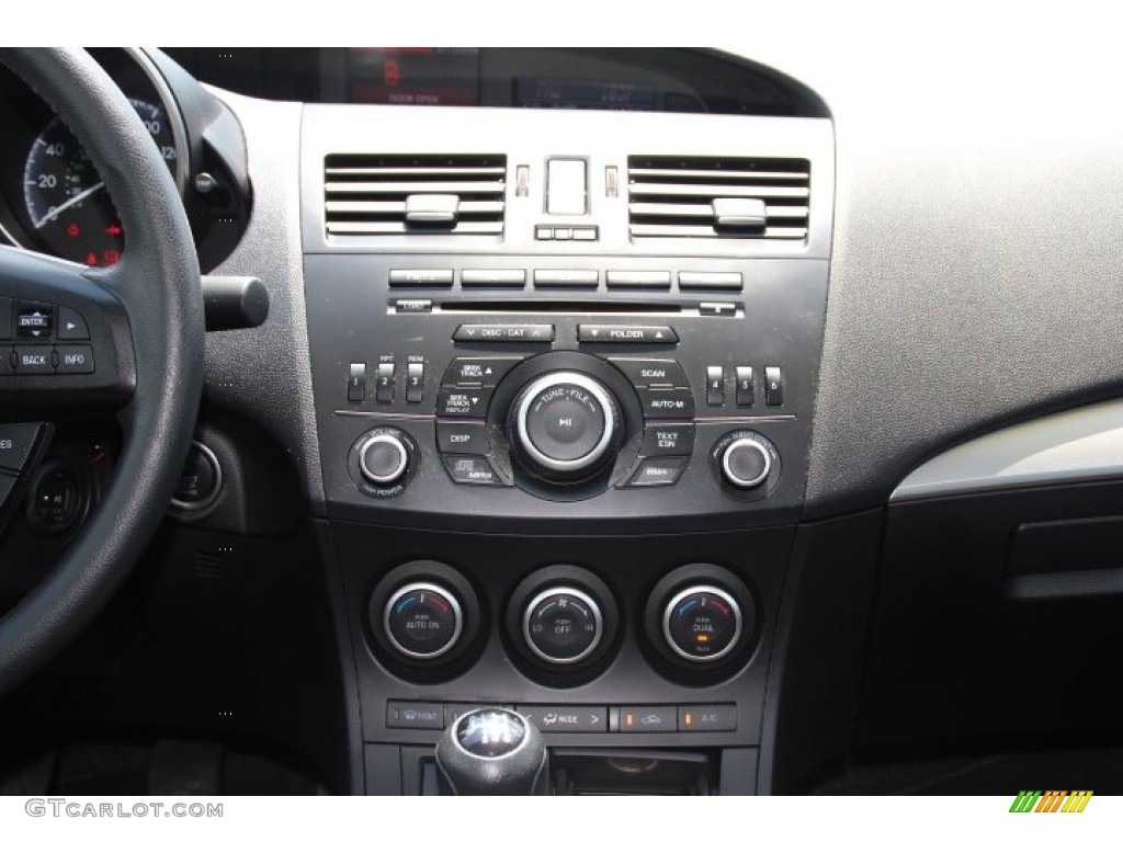 2012 Mazda MAZDA3 s Grand Touring 4 Door Controls Photo #84149130