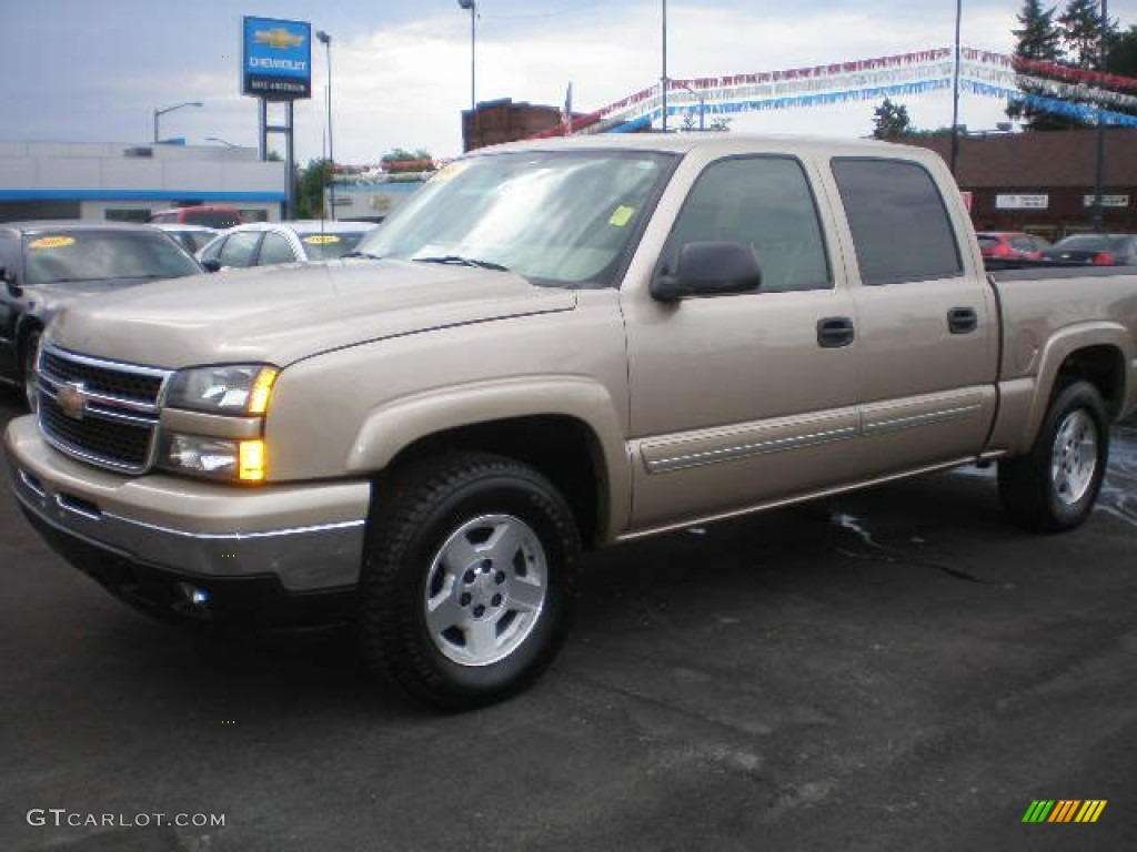 Sandstone Metallic Chevrolet Silverado 1500