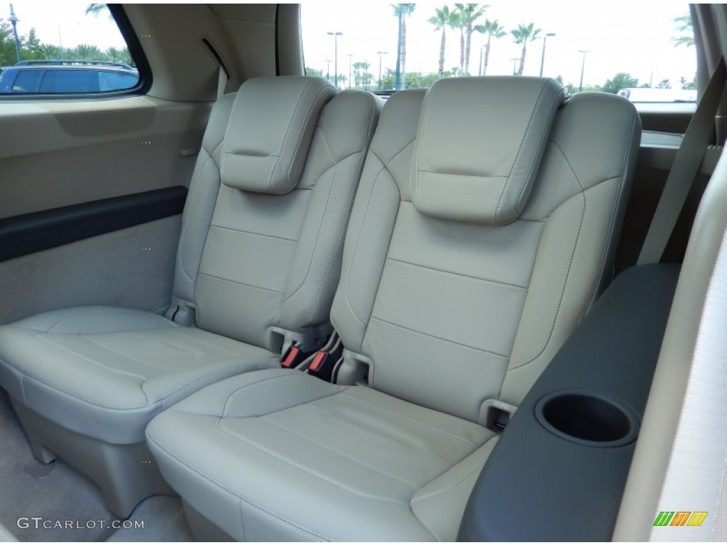 Almond Beige Interior 2014 Mercedes-Benz GL 350 BlueTEC 4Matic Photo #84154764