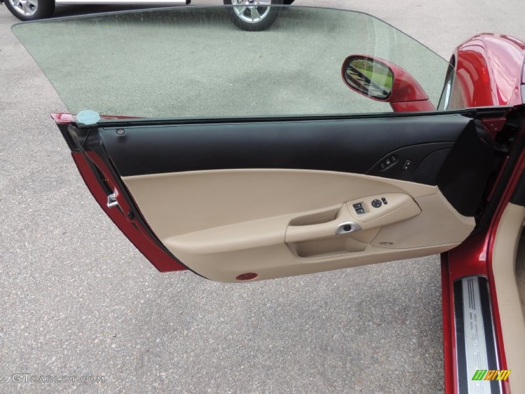 2011 Chevrolet Corvette Convertible Cashmere Door Panel Photo #84157441
