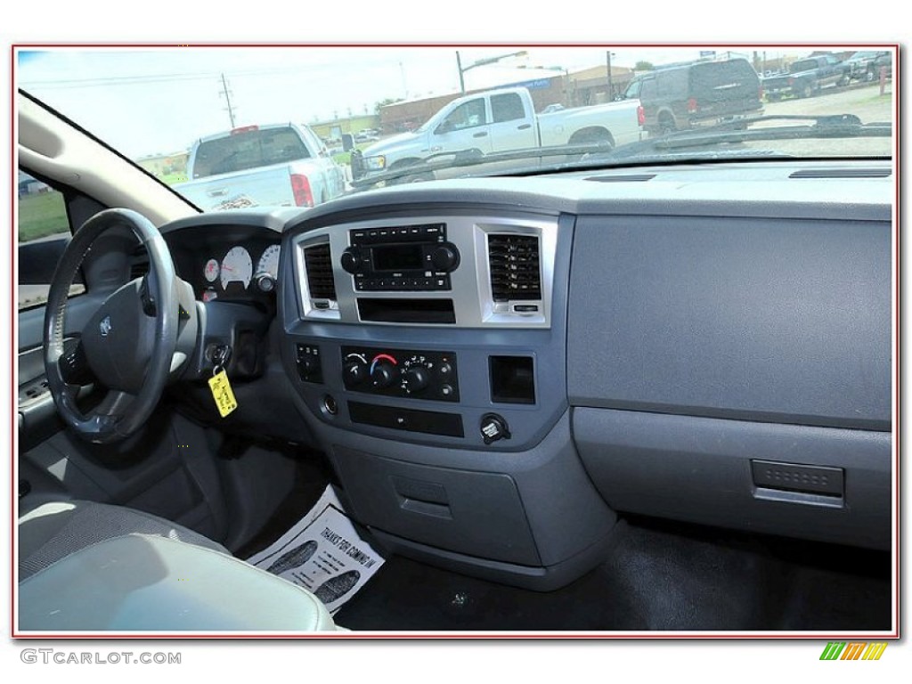 2007 Ram 3500 Lone Star Quad Cab 4x4 Dually - Bright White / Medium Slate Gray photo #29