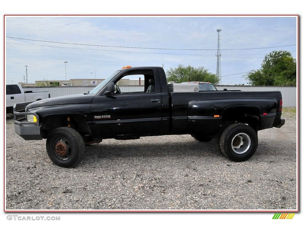 2002 Ram 3500 SLT Regular Cab 4x4 Dually - Black / Mist Gray photo #3