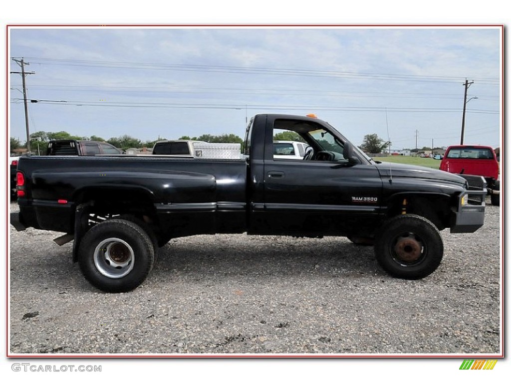 2002 Ram 3500 SLT Regular Cab 4x4 Dually - Black / Mist Gray photo #11