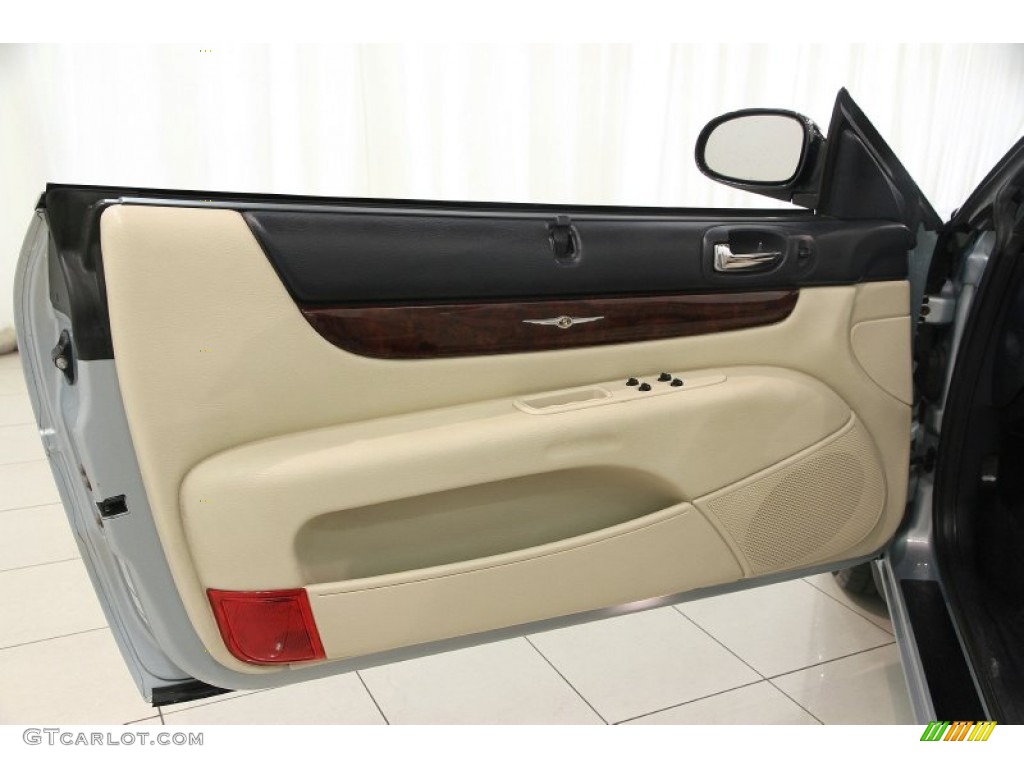 2002 Chrysler Sebring Limited Convertible Deep Royal Blue/Cream Door Panel Photo #84160908