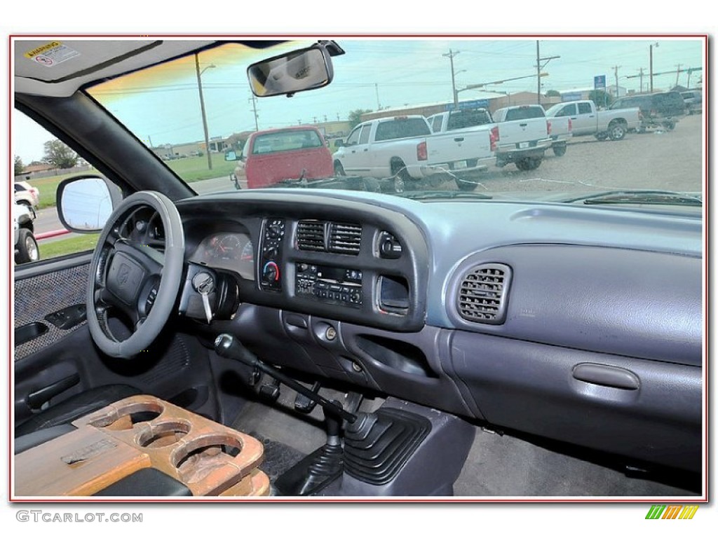 2002 Ram 3500 SLT Regular Cab 4x4 Dually - Black / Mist Gray photo #26