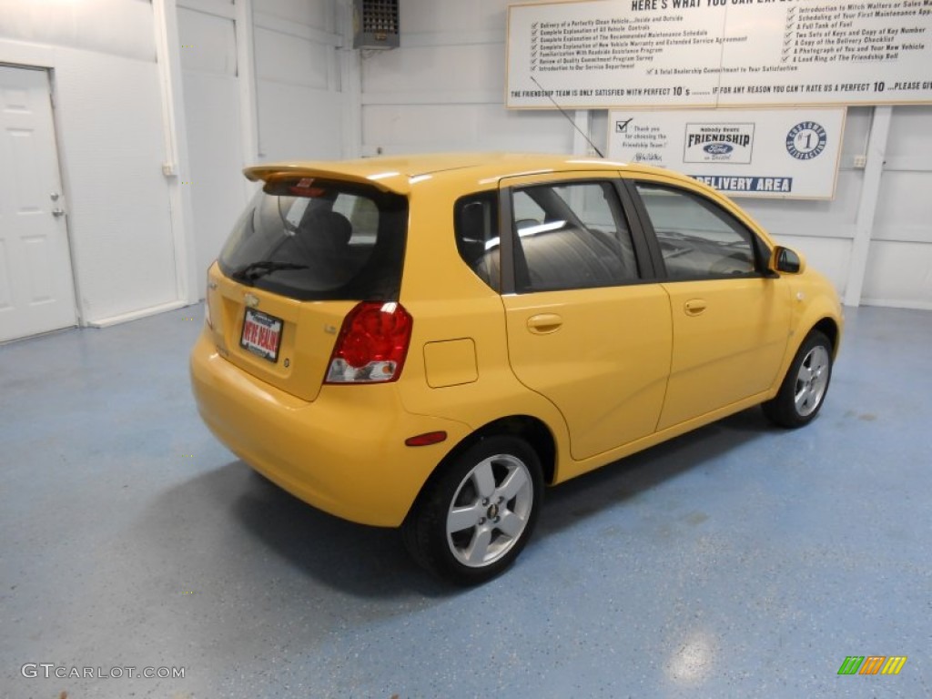 2008 Aveo Aveo5 LS - Summer Yellow / Charcoal photo #6