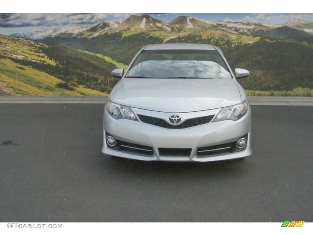 2013 Camry SE - Classic Silver Metallic / Black photo #3