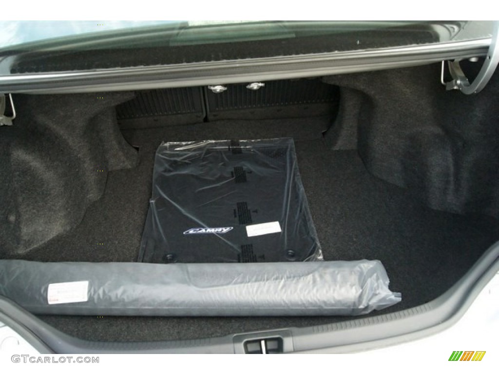 2013 Camry SE - Classic Silver Metallic / Black photo #8