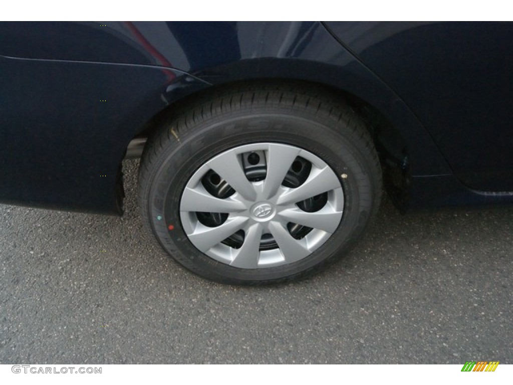 2013 Toyota Corolla L Wheel Photos