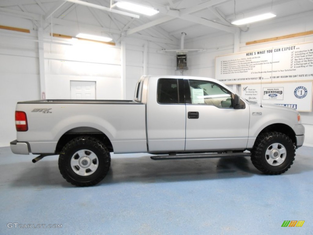 2004 F150 STX SuperCab 4x4 - Silver Metallic / Medium/Dark Flint photo #4