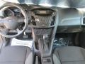 Black - Focus S Sedan Photo No. 10