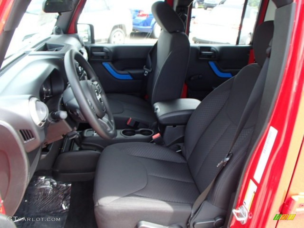 2014 Jeep Wrangler Unlimited Sport 4x4 Front Seat Photo #84166965