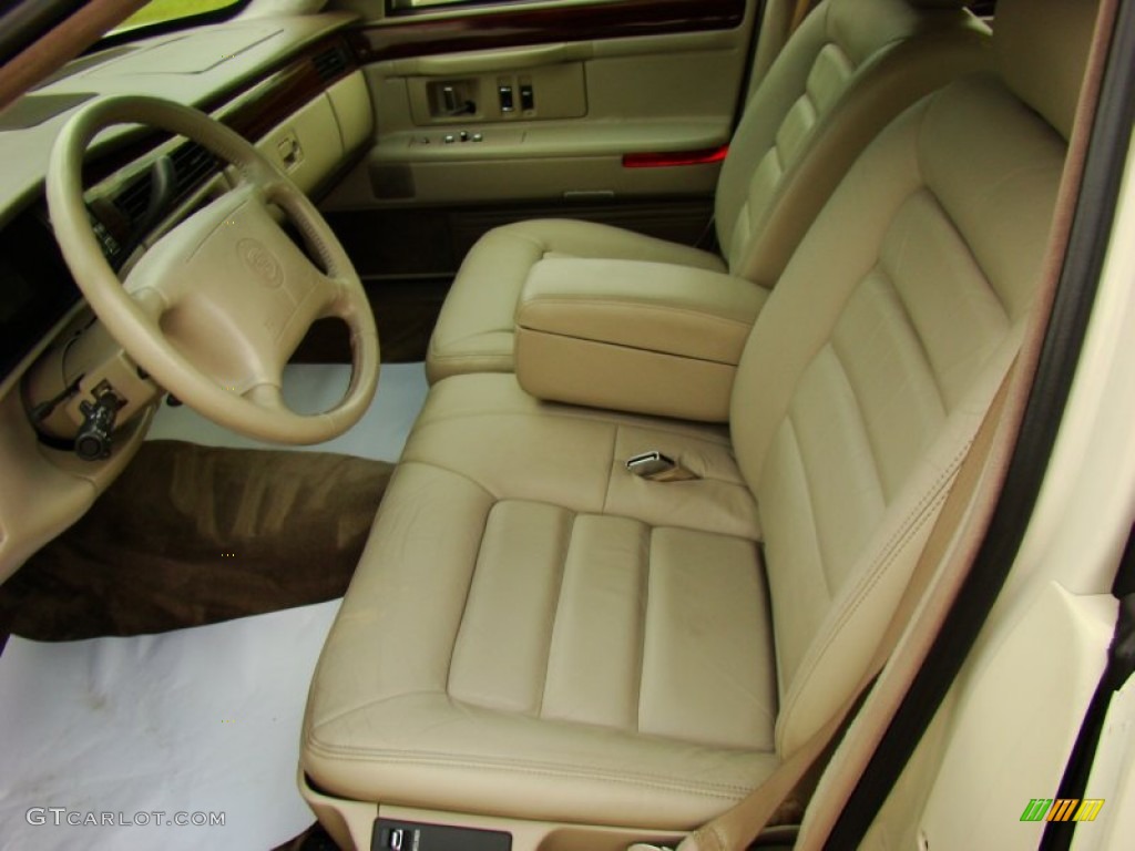 1996 DeVille Sedan - White / Beige photo #15