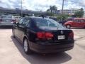 Black - Jetta SE Sedan Photo No. 3