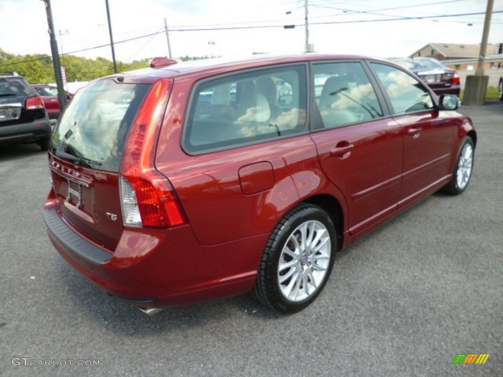 2011 V50 T5 - Flamenco Red Metallic / Umbra/Calcite Leather photo #7