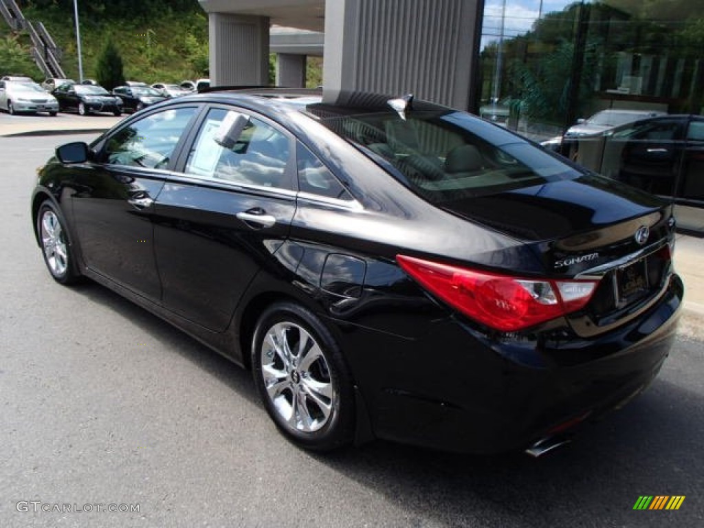 2011 Sonata Limited 2.0T - Midnight Black / Gray photo #7