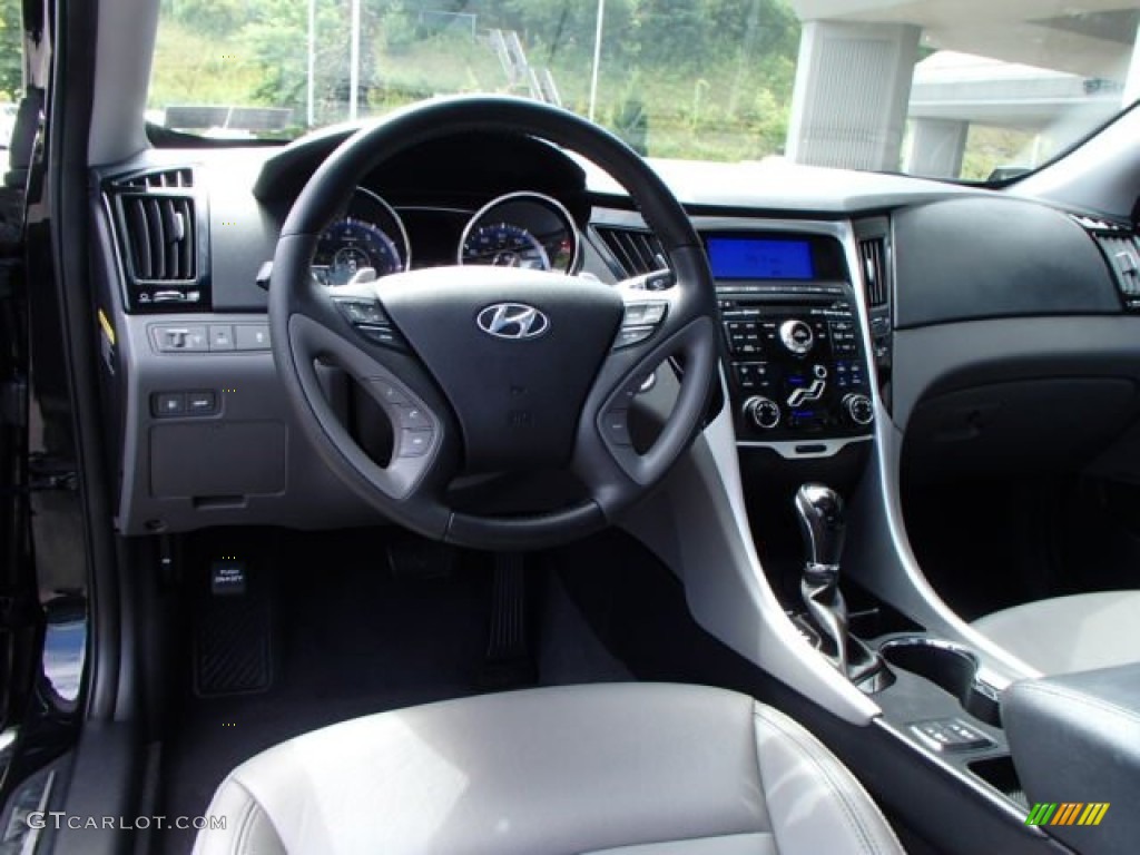 2011 Sonata Limited 2.0T - Midnight Black / Gray photo #11