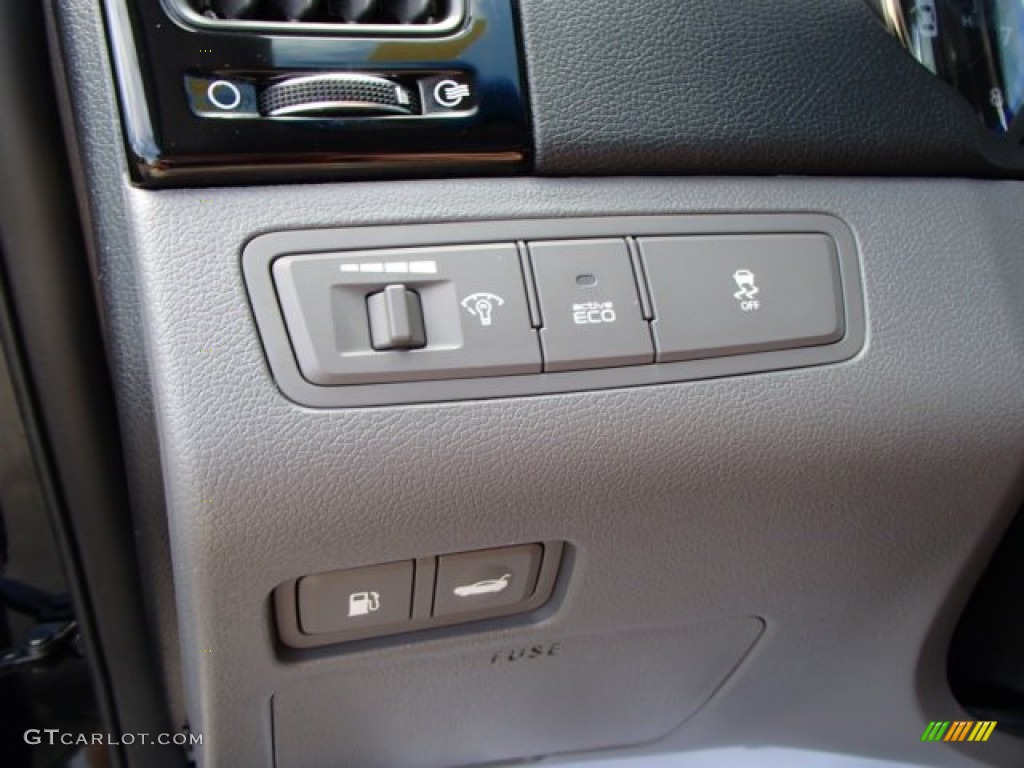 2011 Sonata Limited 2.0T - Midnight Black / Gray photo #18