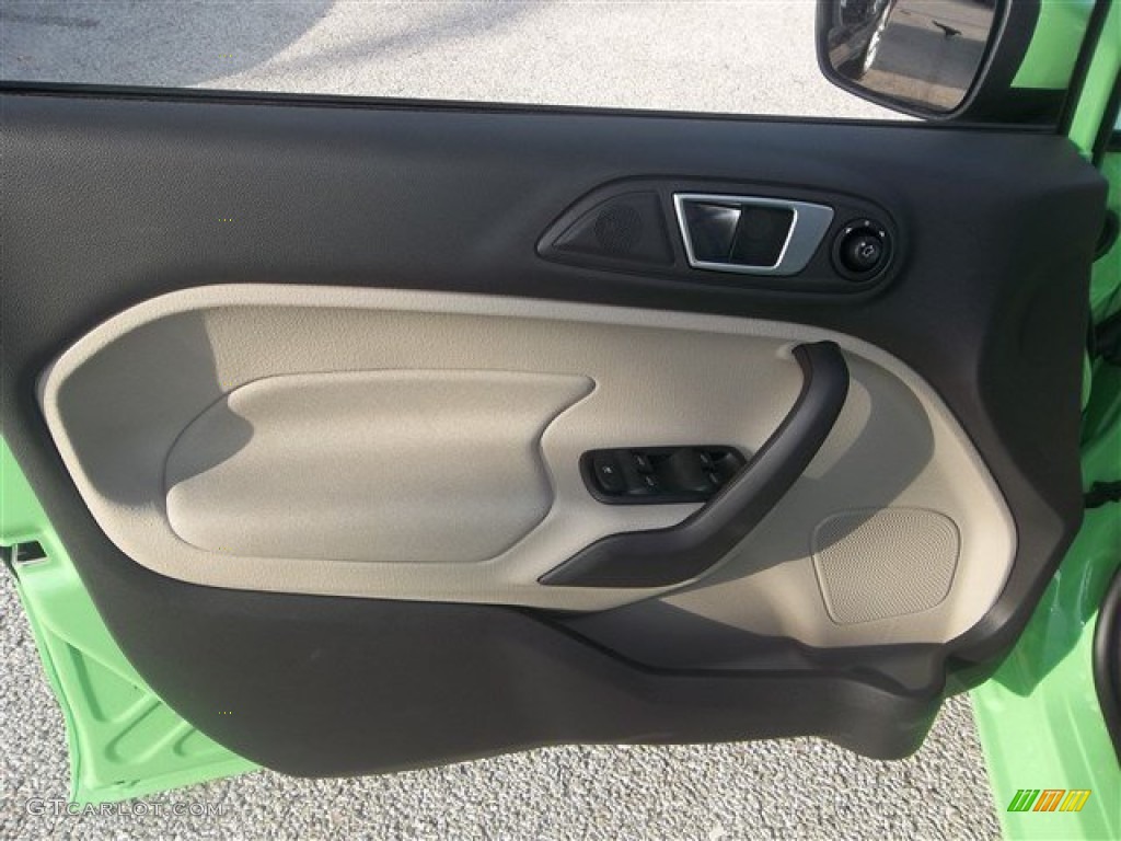 2014 Fiesta SE Sedan - Green Envy / Medium Light Stone photo #15
