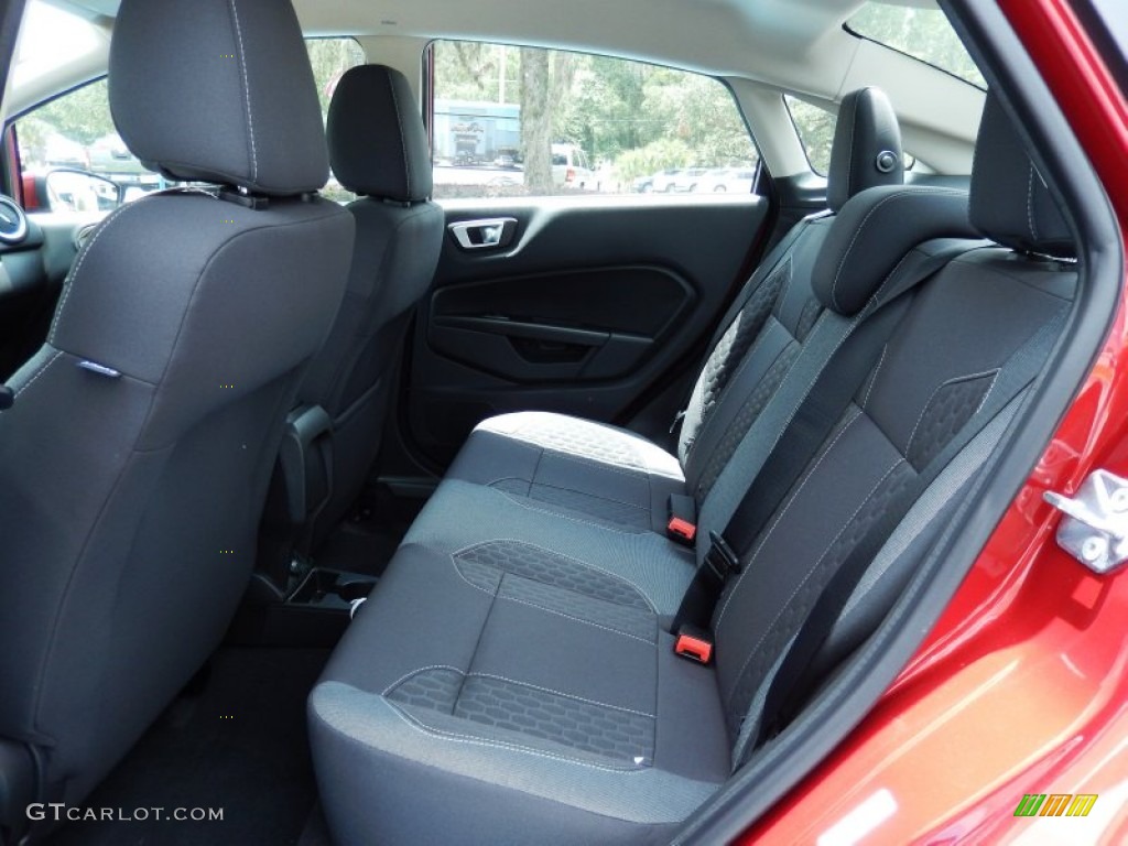 2014 Ford Fiesta SE Sedan Rear Seat Photo #84173628